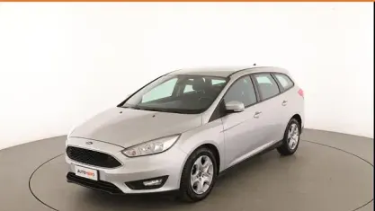 Usata Ford Focus 101 CV (74 kW) 2016 Grigio Station wagon