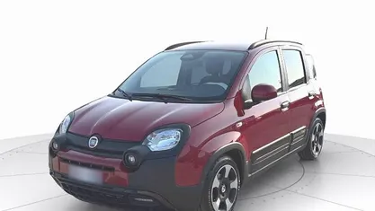 Usata Fiat Panda Cross Cross 70 CV (51 kW) 2025 Rosso Utilitaria