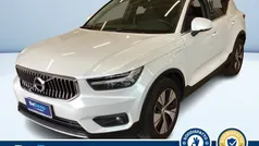 Bianco pastello Usata 2020 Volvo XC40 Inscription SUV | 26.000 € (Buon prezzo)