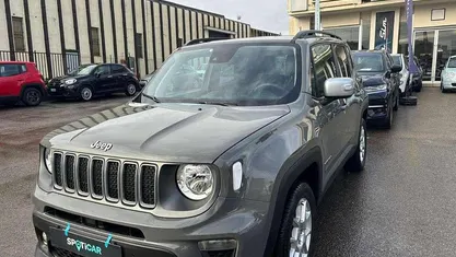 Usata Jeep Renegade Limited 190 CV (139 kW) 2022 Grigio SUV