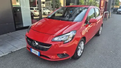 Usata Opel Corsa Edition 86 CV (63 kW) 2015 Rosso Utilitaria