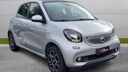 Usata Smart ForFour Passion 97 CV (71 kW) 2018 Argento Utilitaria