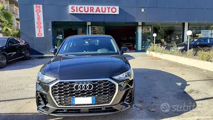 Begagnad Audi Q3 Sportback Sport 150 HK (110 kW) 2024 Svart SUV