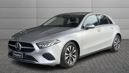 Usata Mercedes A180 Advanced 116 CV (85 kW) 2025 Grigio Berlina