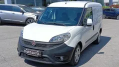 Bianco artico pastello Usata 2017 Fiat Doblò Monovolume | 10.700 € (Buon prezzo)