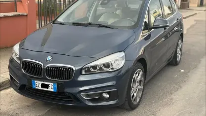 Usata BMW 218 Luxury Line 150 CV (110 kW) 2014 Blu Coupé