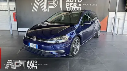 Begagnad VW Golf VII Executive 131 HK (96 kW) 2017 Blå Halvkombi