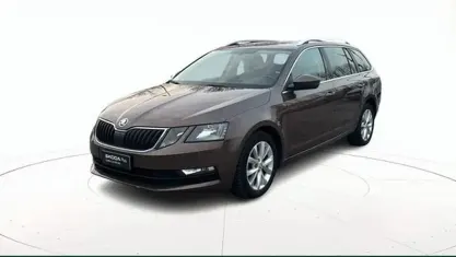 Usata Skoda Octavia G-TEC Executive 131 CV (96 kW) 2019 Marrone pastello Station wagon