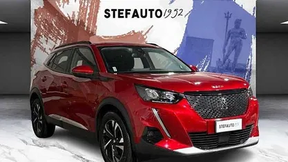 Usata Peugeot 2008 Allure 102 CV (75 kW) 2020 SUV