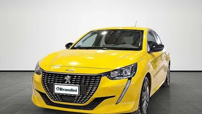 Usata 2022 Peugeot 208 Allure Utilitaria | 12.448 € (Buon prezzo)