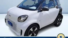 Bianco pastello Usata 2021 Smart ForTwo Electric Drive Passion Tre volumi | 15.700 € (Buon prezzo)