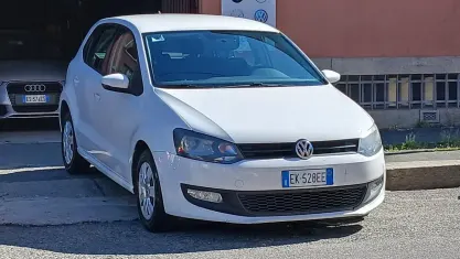 Usata VW Polo Comfortline 75 CV (55 kW) 2011 Bianco Utilitaria