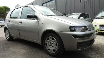 Usata Fiat Punto 60 CV (44 kW) 2000 Grigio Utilitaria