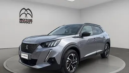 Usata Peugeot e-2008 GTi 100 kW (136 CV) 2021 Grigio / gray SUV