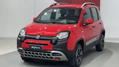 Usata Fiat Panda Cross Cross 86 CV (63 kW) 2021 Rosso Utilitaria