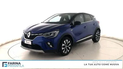 Usata Renault Captur Techno 91 CV (66 kW) 2024 Blu iron / tetto nero SUV