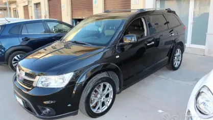 Usata Fiat Freemont Lounge 140 CV (102 kW) 2015 Nero SUV