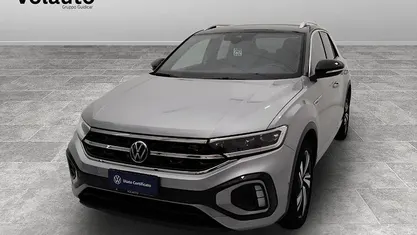 Begagnad VW T-Roc R-line 116 HK (85 kW) 2023 Silver SUV