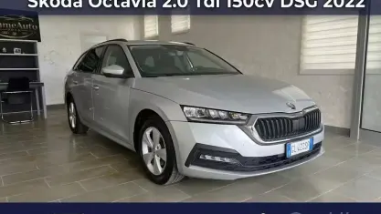 Usata Skoda Octavia SportLine 150 CV (110 kW) 2022 Grigio Station wagon