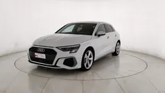 Bianco metallizzato Usata 2024 Audi A3 S-Line Tre volumi | 35.900 € (Buon prezzo)