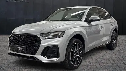 Argento (metallizzato) Usata 2022 Audi Q5 Sportback Ambiente SUV | 41.750 € (Ottimo prezzo)
