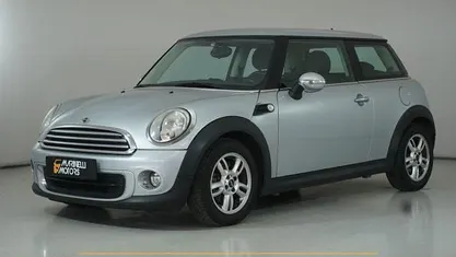 Usata Mini Cooper 98 CV (72 kW) 2010 Grigio Utilitaria