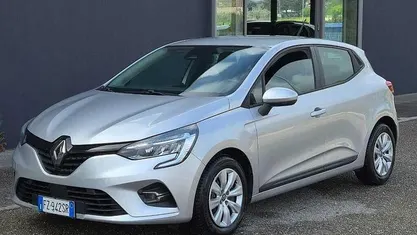 Usata Renault Clio IV Business 86 CV (63 kW) 2019 Argento Utilitaria