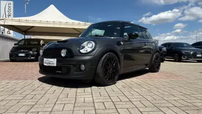 Usata Mini John Cooper Works 211 CV (155 kW) 2011 Grigio Utilitaria
