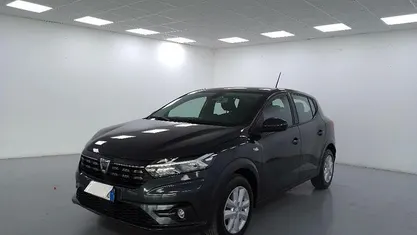 Usata Dacia Sandero Comfort 101 CV (74 kW) 2022 Utilitaria