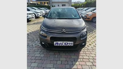 Gray Usata 2018 Citroën C3 PureTech Tre volumi | 7899 € (Buon prezzo)