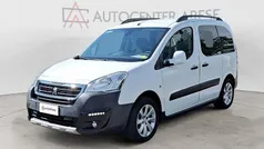 Bianco Usata 2017 Peugeot Partner Tepee Outdoor Monovolume | 6800 € (Super prezzo)