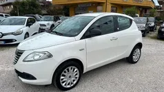 Bianco Usata 2013 Lancia Ypsilon Gold Due volumi | 5980 € (Cara)