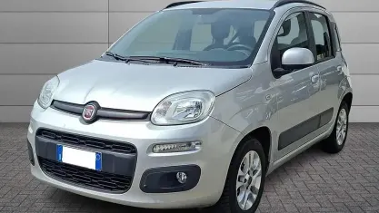 Usata Fiat Panda Lounge 69 CV (50 kW) 2019 Argento Utilitaria