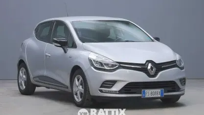 Usata Renault Clio Zen 75 CV (55 kW) 2019 Grigio Utilitaria