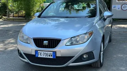 Usata Seat Ibiza 105 CV (77 kW) 2011 Grigio Berlina