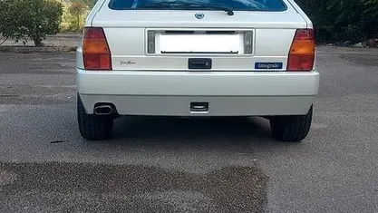 Usata Lancia Delta 210 CV (154 kW) 1994 Utilitaria