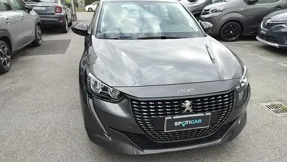 Usata Peugeot 208 Active 102 CV (75 kW) 2023 Grigio Utilitaria