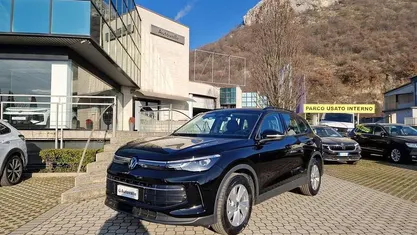 Usata 2025 VW Tiguan Life SUV | 35.900 € (Buon prezzo)