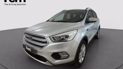 Usata Ford Kuga Titanium S 150 CV (110 kW) 2018 Moondust silver SUV