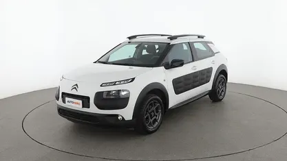 Usata Citroën C4 Cactus Feel 100 CV (73 kW) 2017 Bianco Utilitaria