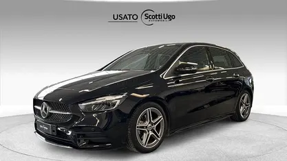 Nero Usata 2023 Mercedes B180 Advanced Plus Monovolume | 29.700 € (Buon prezzo)