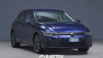 Blu Usata 2023 VW Golf Life Tre volumi | 24.933 € (Buon prezzo)