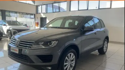 Usata VW Touareg Terrain Tech 262 CV (192 kW) 2017 Grigio SUV