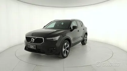 Usata Volvo XC40 Core 129 CV (94 kW) 2024 Nero SUV
