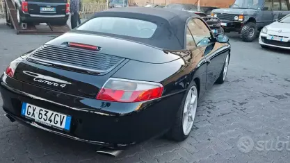 Usata Porsche 911 Carrera 4 Cabriolet 320 CV (235 kW) 2002 Nero Cabrio