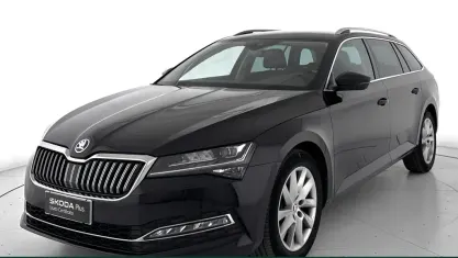 Usata Skoda Superb Style 150 CV (110 kW) 2022 Nero Station wagon