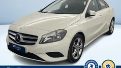 Argento metallizzato Usata 2015 Mercedes A180 Tre volumi | 16.200 € (Buon prezzo)