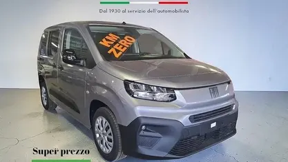 Usata Fiat Doblò 100 CV (73 kW) 2025 Monovolume