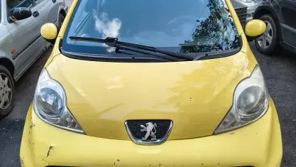 Usata Peugeot 107 68 CV (50 kW) 2009 Giallo Utilitaria