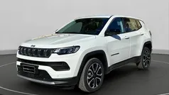 Bianco Usata 2024 Jeep Compass Altitude SUV | 27.500 € (Buon prezzo)